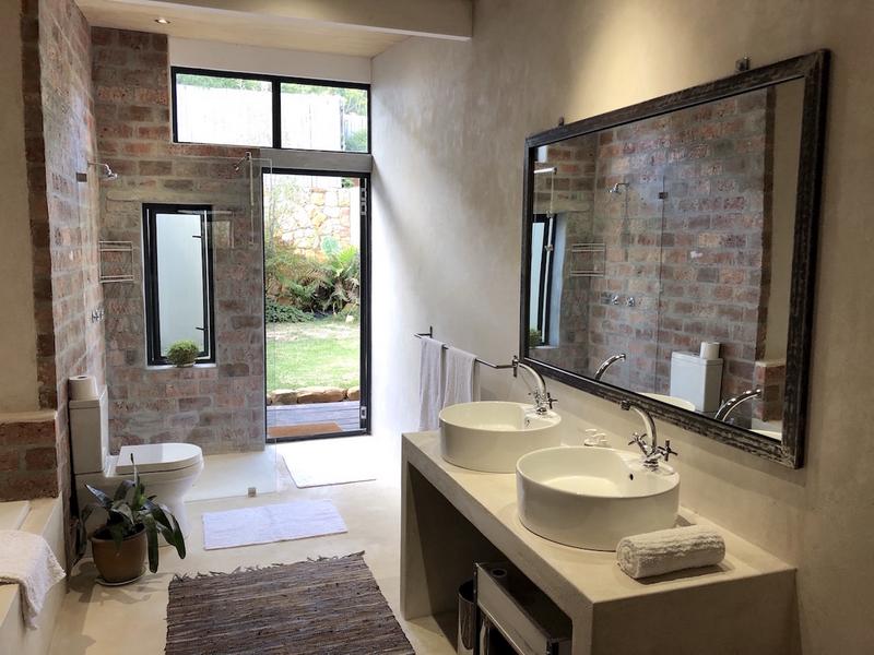 To Let 2 Bedroom Property for Rent in Hout Bay Western Cape